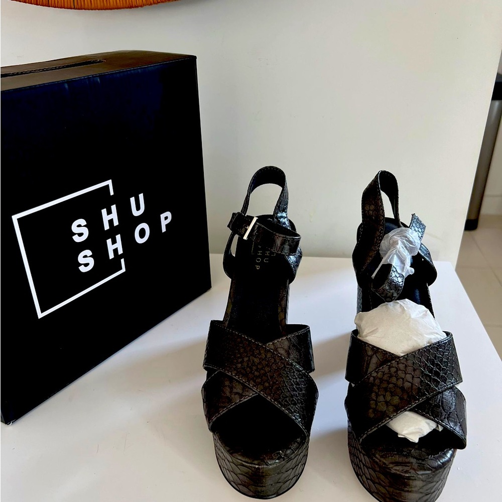 ShuShop GREY SNAKE sandal